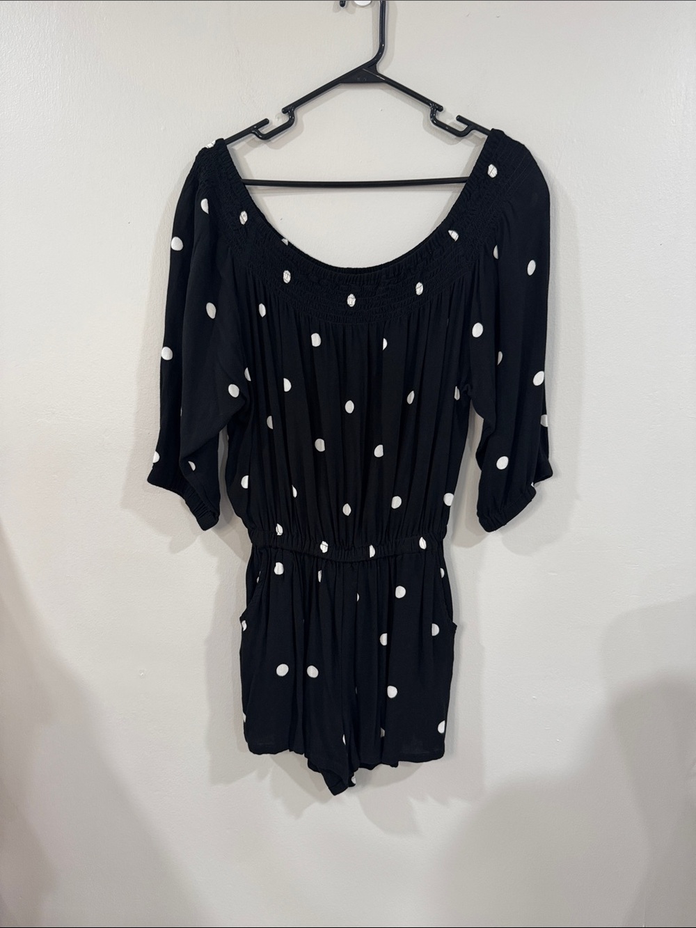 Ava Sky Fighting Eel Off shoulder Black Polka Dot Short Romper Hawaiian